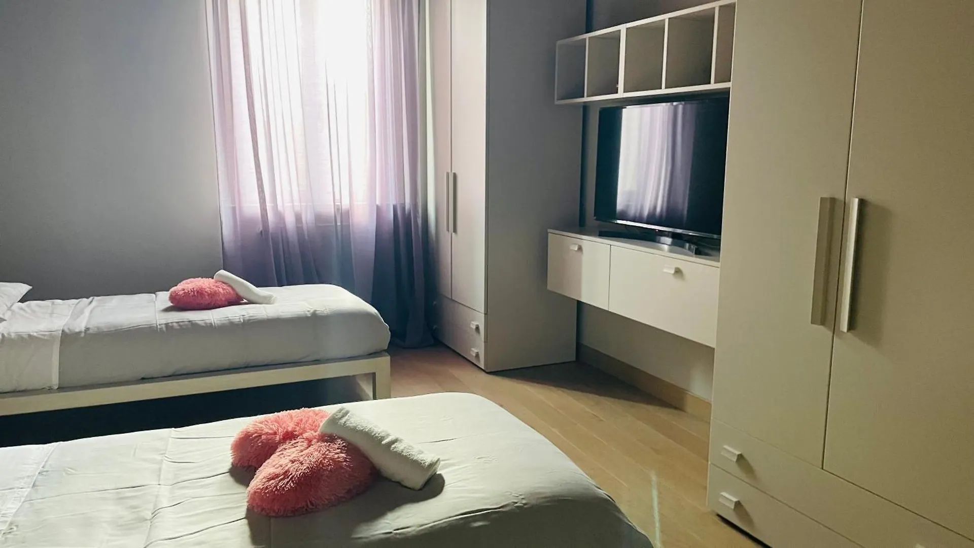 Rum i privatbostad Sanae&Fayssal House Lägenhet Parma