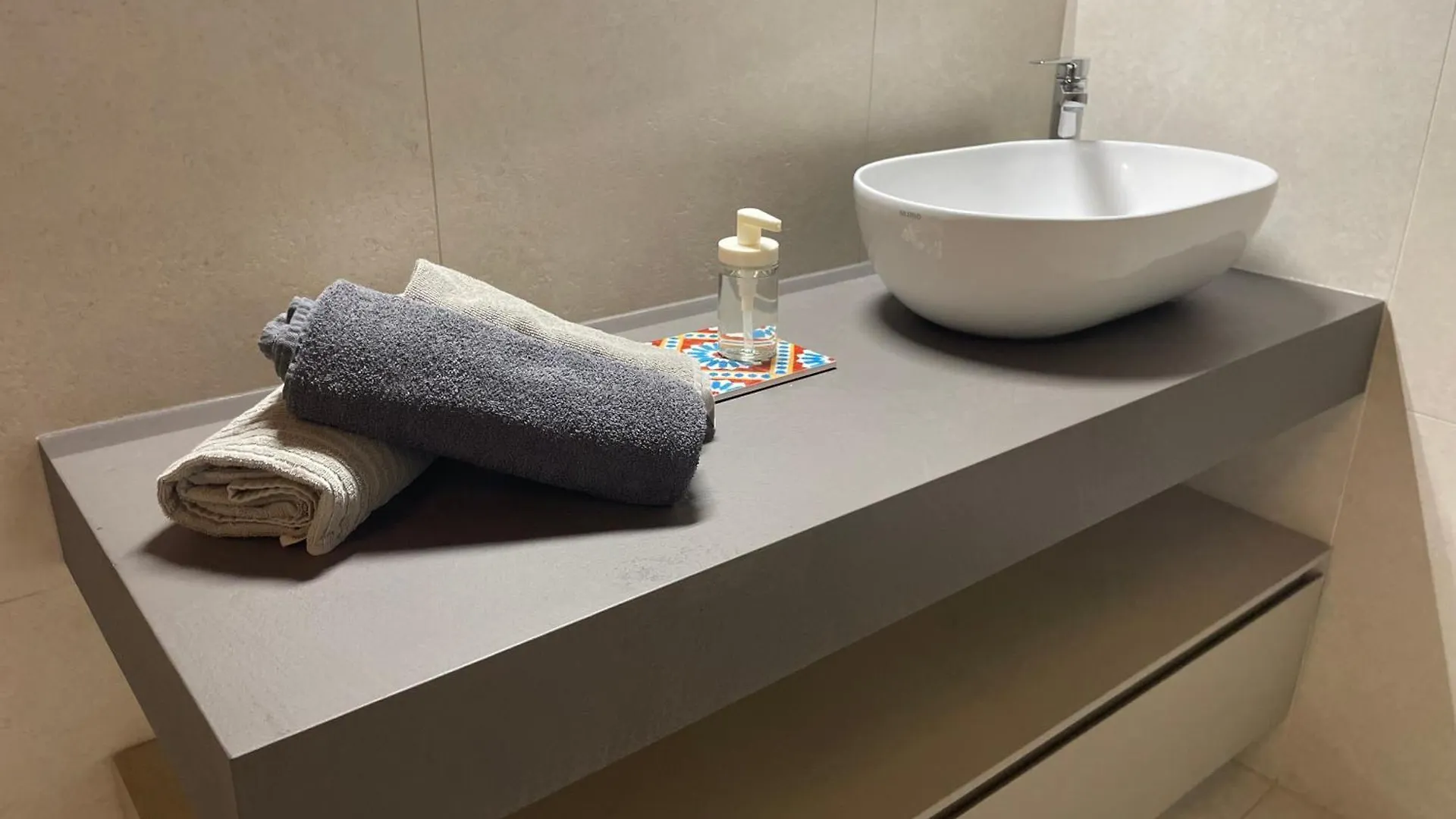 Sanae&Fayssal House Apartman Parma Homestay szállás